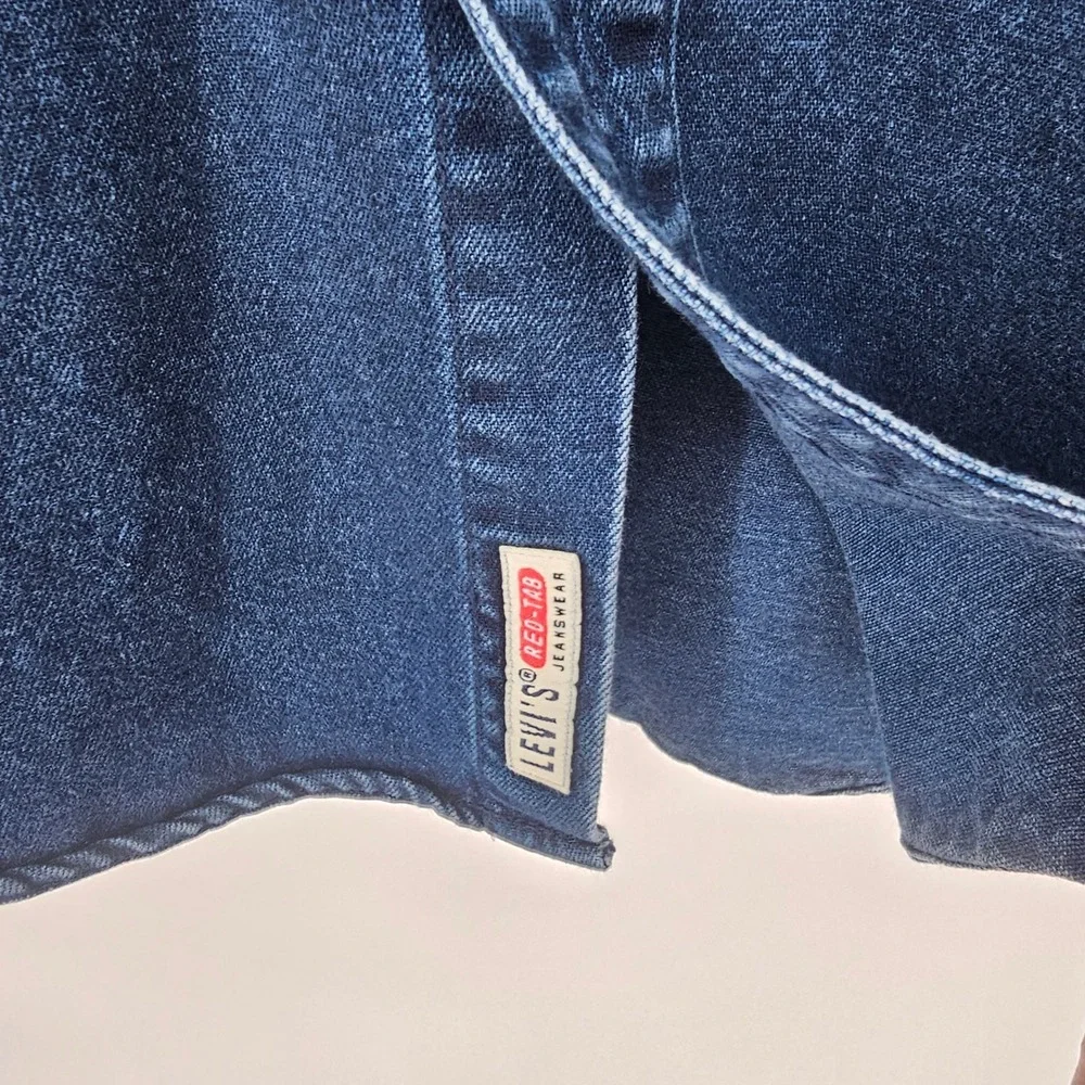 Vintage Levis Red Tab Denim Shirt XL Dark Blue Wash Western 90s Workwear Classic